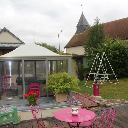 Romery  Roulotte La Dominique B&B 외부 사진