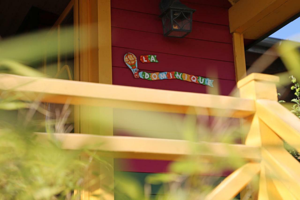 Romery  Roulotte La Dominique B&B 외부 사진